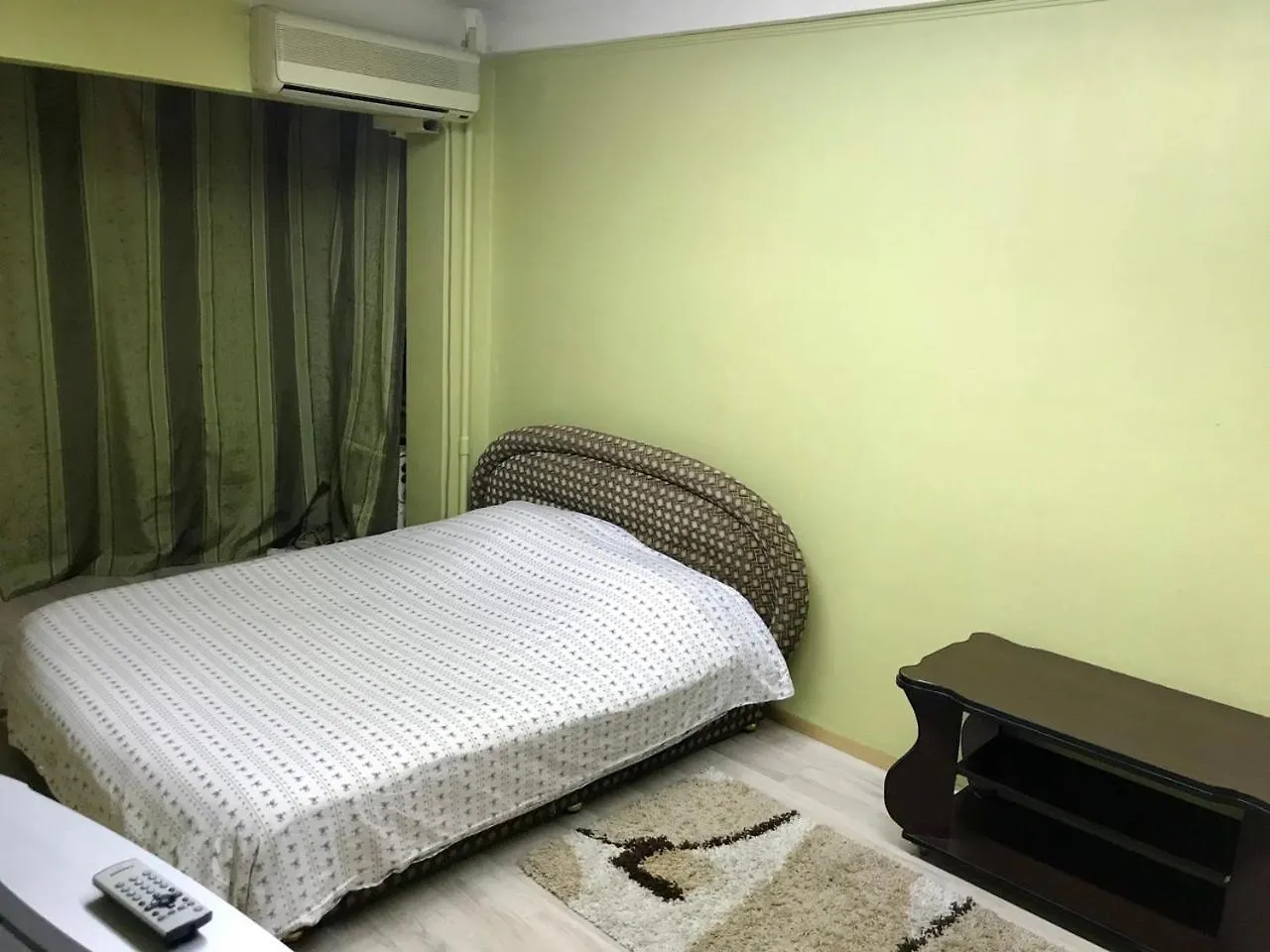 Метро Кпи, Улица Борщаговская location
